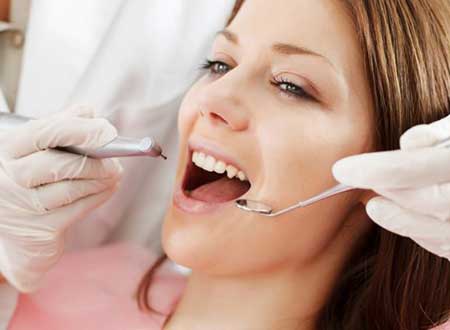 Porcelain Dental Veneers Treatment